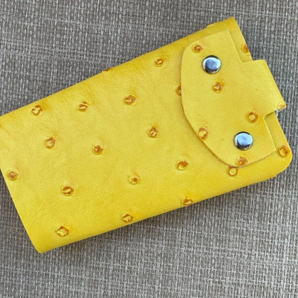 Yellow Key Chain 6 keys Holder Faux Leather Vegan Key Fob Keys Bag New - Picture 2 of 8